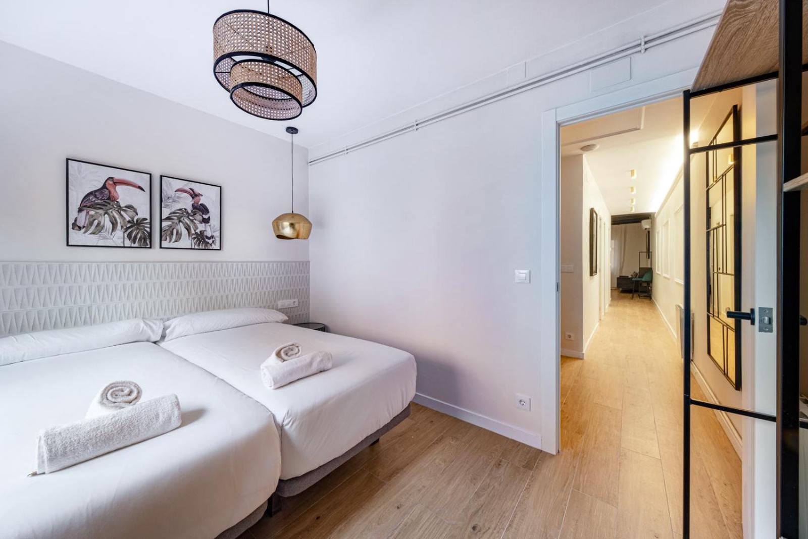 Apartment Bebarceloner Eixample - 4 Bedrooms